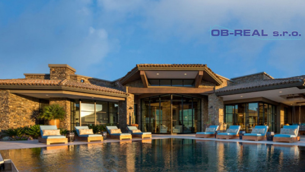Ponúkame na predaj luxusnú novostavbu 5izb RD 322m2, pozemok 2738m2, 3-garáž 60m2, bazén 45m2