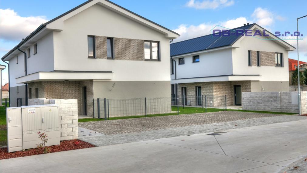 REZERVOVANE_D2D1_Predaj 3izb holobytu 80m2 MEZONET (1NP+2NP)_1xP_Pozemok