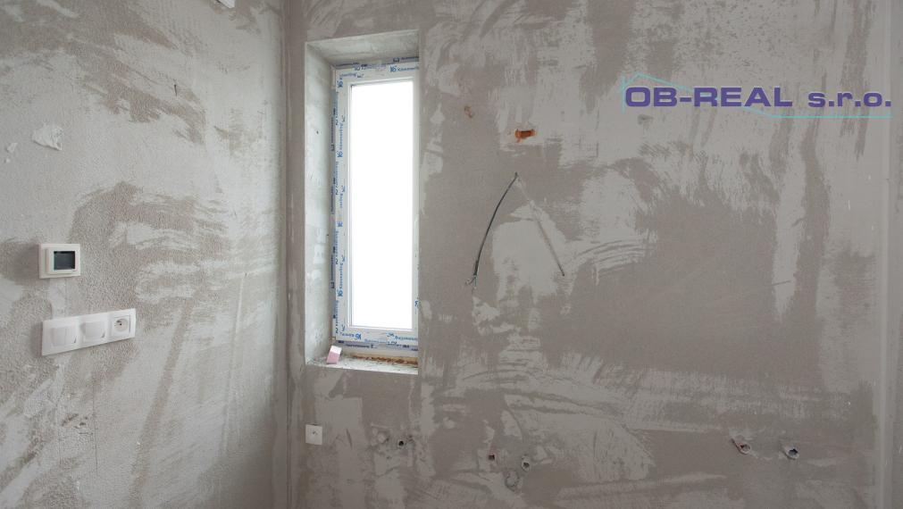 REZERVOVANE_D2D1_Predaj 3izb holobytu 80m2 MEZONET (1NP+2NP)_1xP_Pozemok