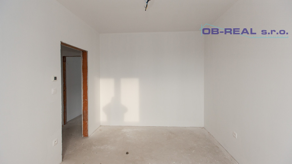 REZERVOVANE_D2D1_Predaj 3izb holobytu 80m2 MEZONET (1NP+2NP)_1xP_Pozemok