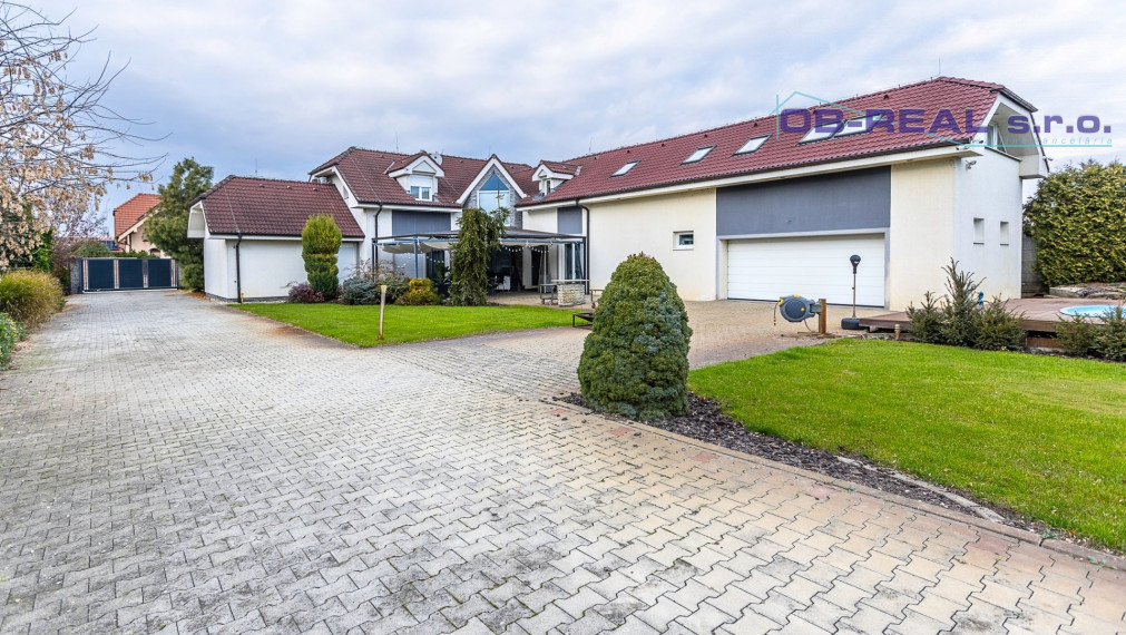 Predaj 8izb RD pozemok 1710m2 top lokalita Sládkovičova.