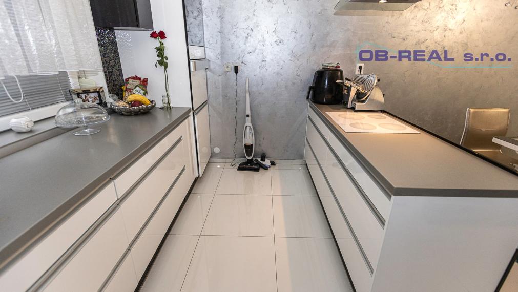 Predaj 8izb RD pozemok 1710m2 top lokalita Sládkovičova.