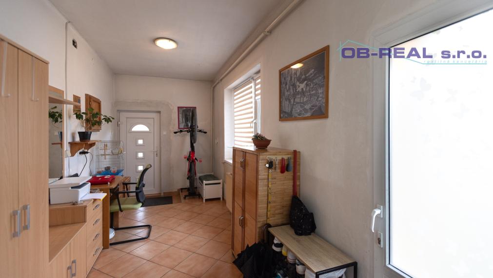 Predaj rekonštr. 3izb RD 90m2 tehla, nová strecha, pozemok 1772m2