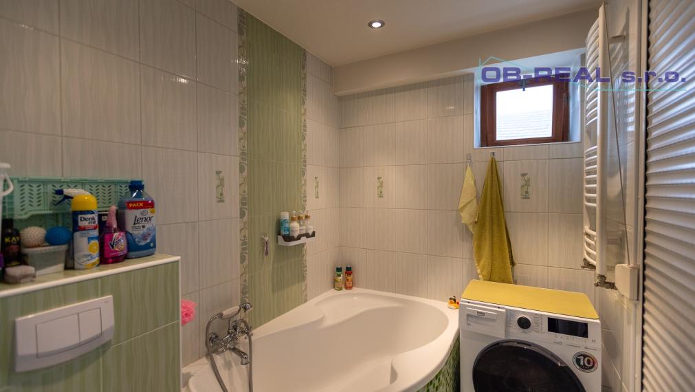 Predaj rekonštr. 3izb RD 90m2 tehla, nová strecha, pozemok 1772m2