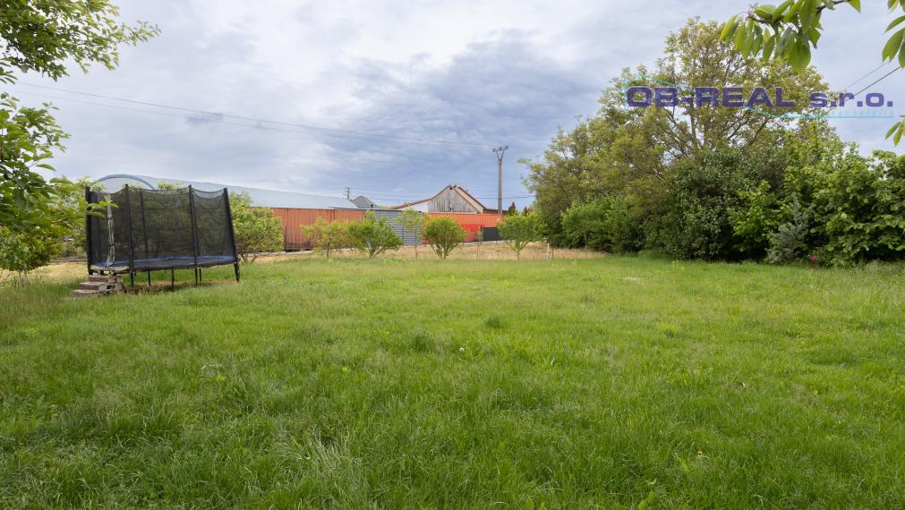 REZERVOVANÉ - Predaj reknštr.5izb RD 191m2 pozemok 2854m2 v obci Váhovce