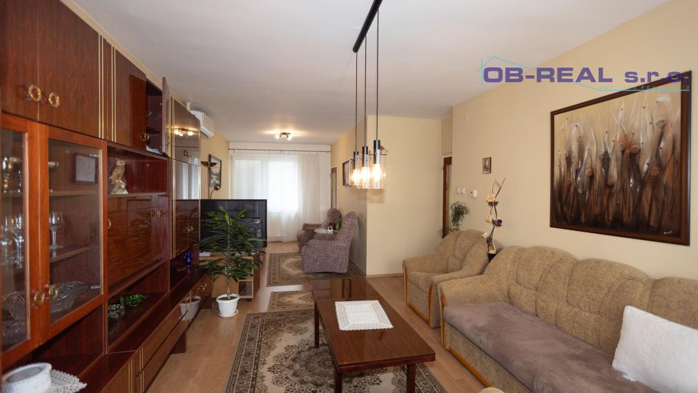 REZERVOVANÉ - Predaj 4izb trojpodlažného rod. domu 191m2 pozemok 400m2