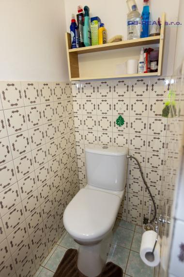 REZERVOVANÉ - Predaj 4izb trojpodlažného rod. domu 191m2 pozemok 400m2