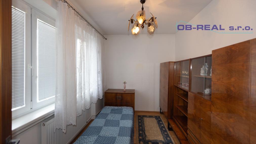 REZERVOVANÉ - Predaj 4izb trojpodlažného rod. domu 191m2 pozemok 400m2