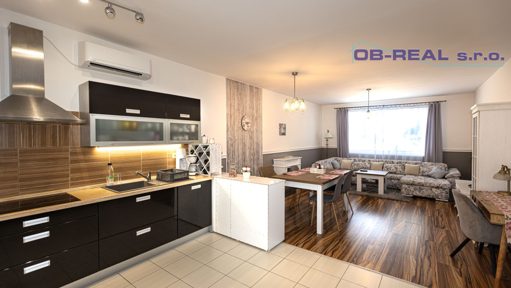 REZERVOVANÉ-Predaj rekonštr. 5izb RD 240m2, parková úprava, pozemok 198m2