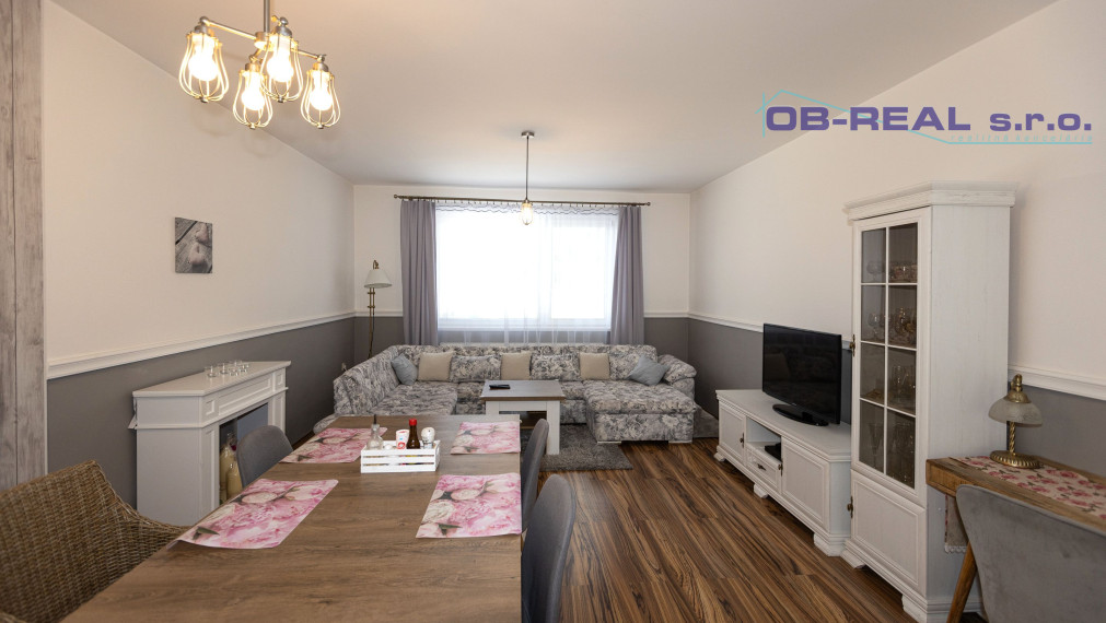 REZERVOVANÉ-Predaj rekonštr. 5izb RD 240m2, parková úprava, pozemok 198m2