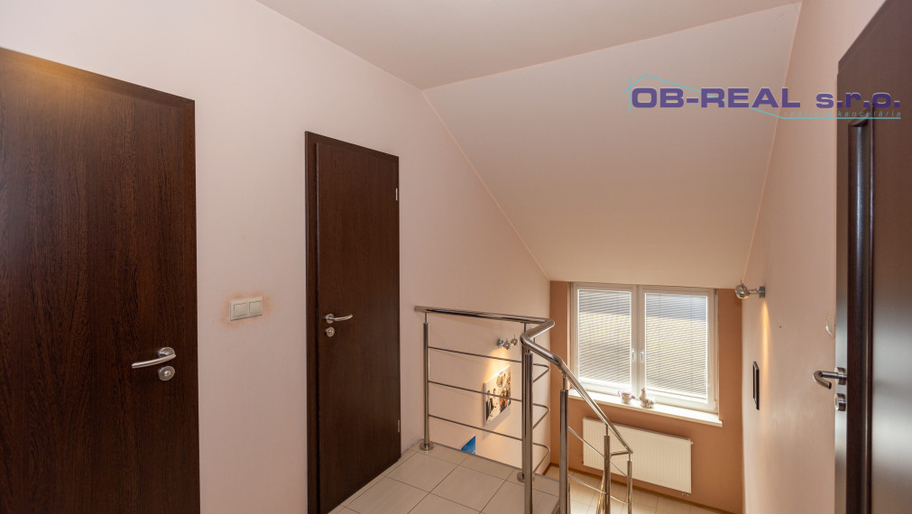 REZERVOVANÉ-Predaj rekonštr. 5izb RD 240m2, parková úprava, pozemok 198m2