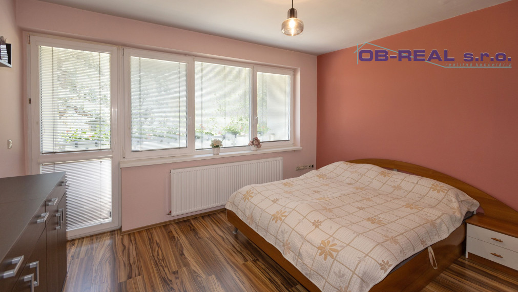 REZERVOVANÉ-Predaj rekonštr. 5izb RD 240m2, parková úprava, pozemok 198m2