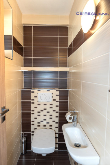 Predaj 4izb RD 183m2 pozemok 464m2 výstavba 2015 čiatč. Zariadený