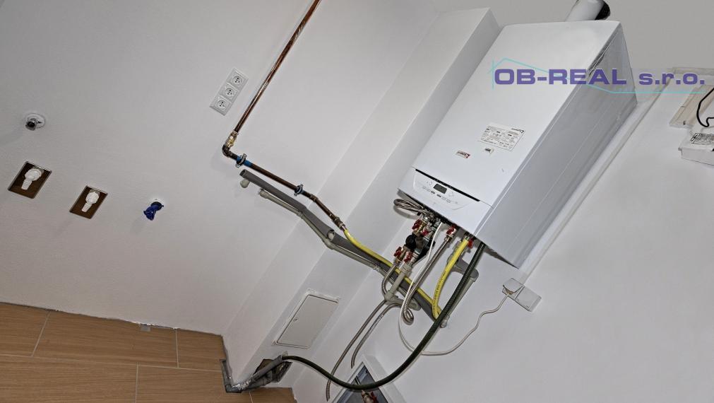 Predaj 4izb RD 183m2 pozemok 464m2 výstavba 2015 čiatč. Zariadený