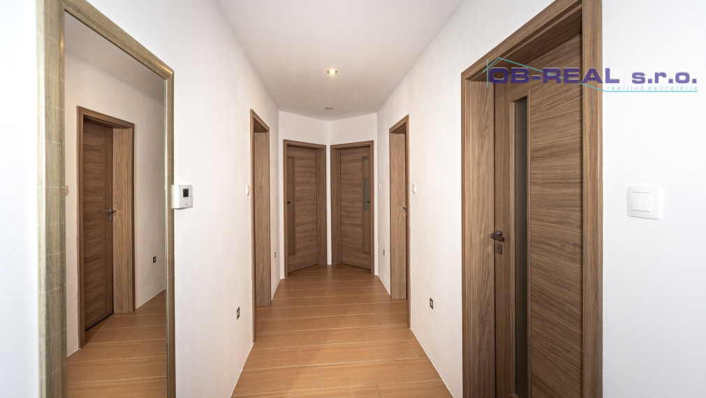 Predaj 4izb RD 183m2 pozemok 464m2 výstavba 2015 čiatč. Zariadený