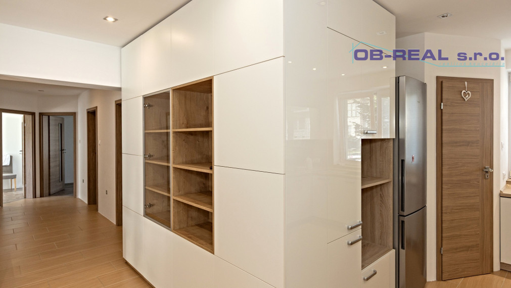 Predaj 4izb RD 183m2 pozemok 464m2 výstavba 2015 čiatč. Zariadený