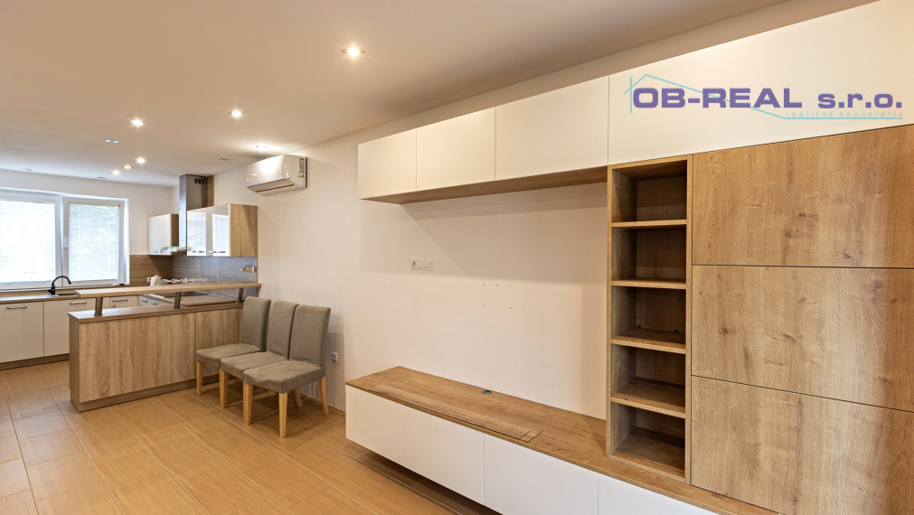 Predaj 4izb RD 183m2 pozemok 464m2 výstavba 2015 čiatč. Zariadený