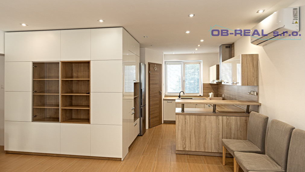 Predaj 4izb RD 183m2 pozemok 464m2 výstavba 2015 čiatč. Zariadený