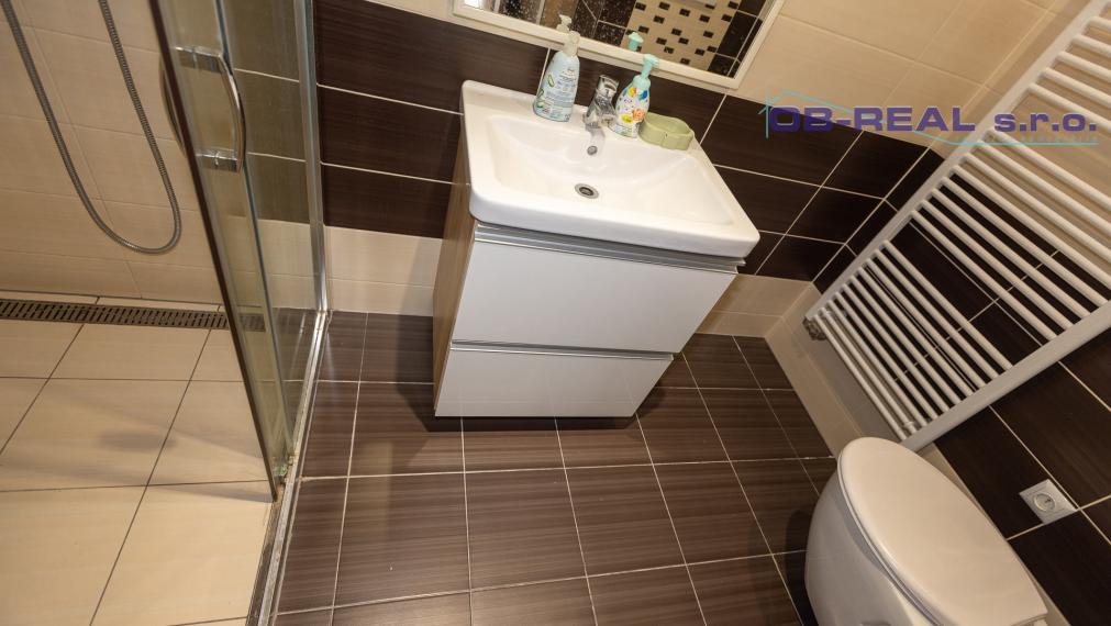 Predaj 4izb RD 183m2 pozemok 464m2 výstavba 2015 čiatč. Zariadený