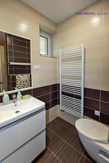 Predaj 4izb RD 183m2 pozemok 464m2 výstavba 2015 čiatč. Zariadený