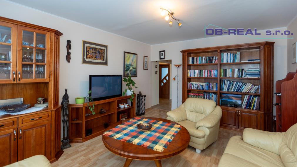 Predaj reknštr.4izb bytu 79m2+mur.pivnica 18m2-Predajom voľný