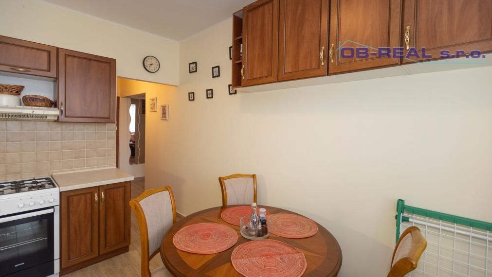 Predaj reknštr.4izb bytu 79m2+mur.pivnica 18m2-Predajom voľný