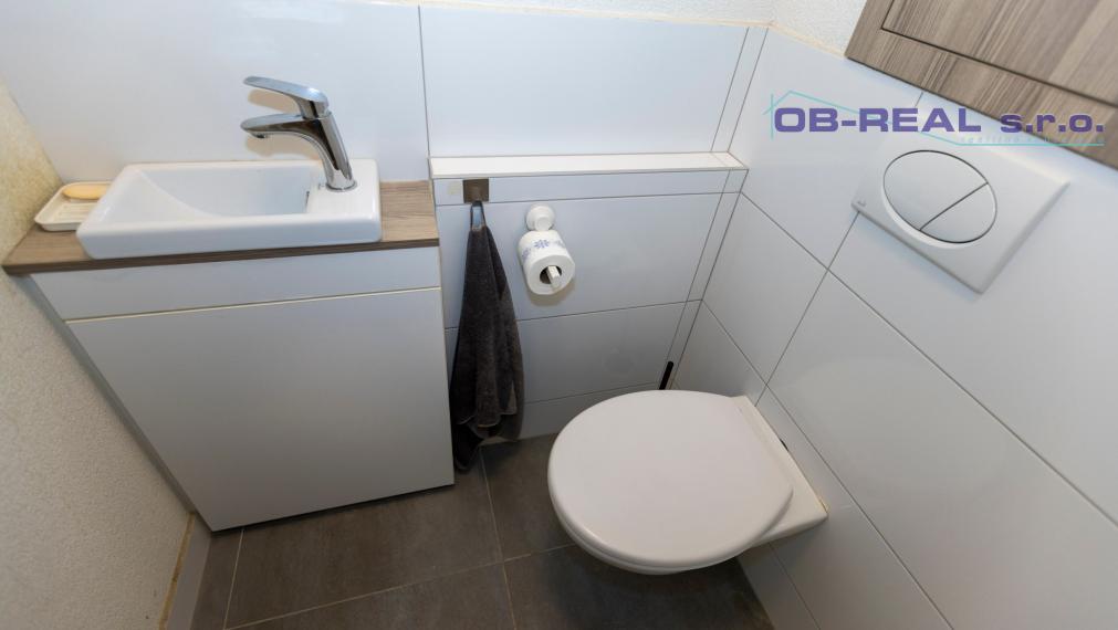 Prenájom moderného 2izb bytu 54m2, zariadený, 1x parkovanie