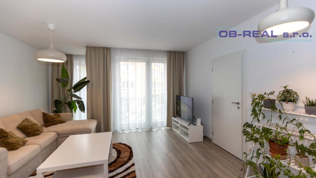 Prenájom moderného 2izb bytu 54m2, zariadený, 1x parkovanie