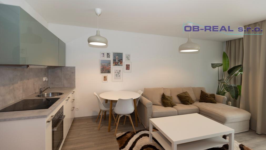 Prenájom moderného 2izb bytu 54m2, zariadený, 1x parkovanie