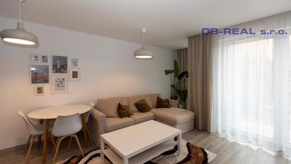 Prenájom moderného 2izb bytu 54m2, zariadený, 1x parkovanie