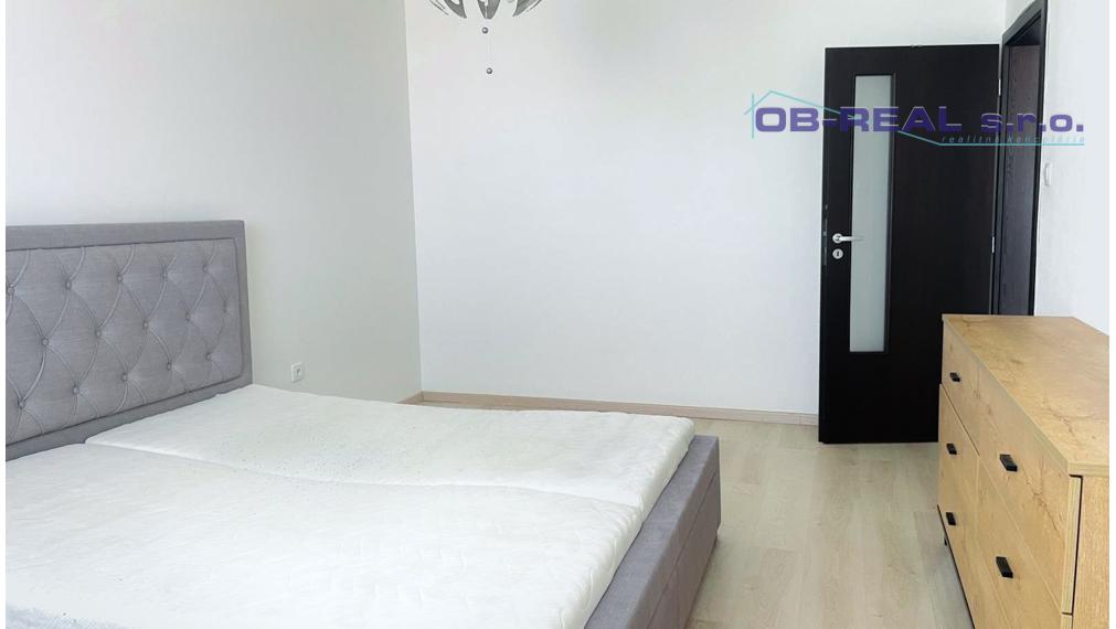 Veľký 3-izbový byt 87,7 m2 v Galante na PREDAJ!