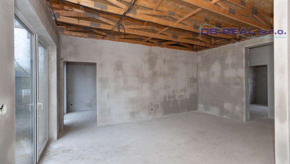 Exkluzívne ponúkame na predaj novostavby 4izb RD + garáž, v radovej zástavbe v novovybudovanej lokalite v Nebojsi