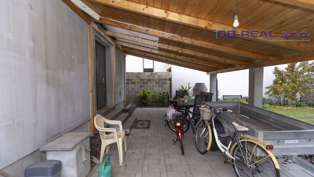 REZERVOVANÉ - Predaj rekonštr. 3izb RD 124m2 Garáž, prístrešok, pozemok 360m2