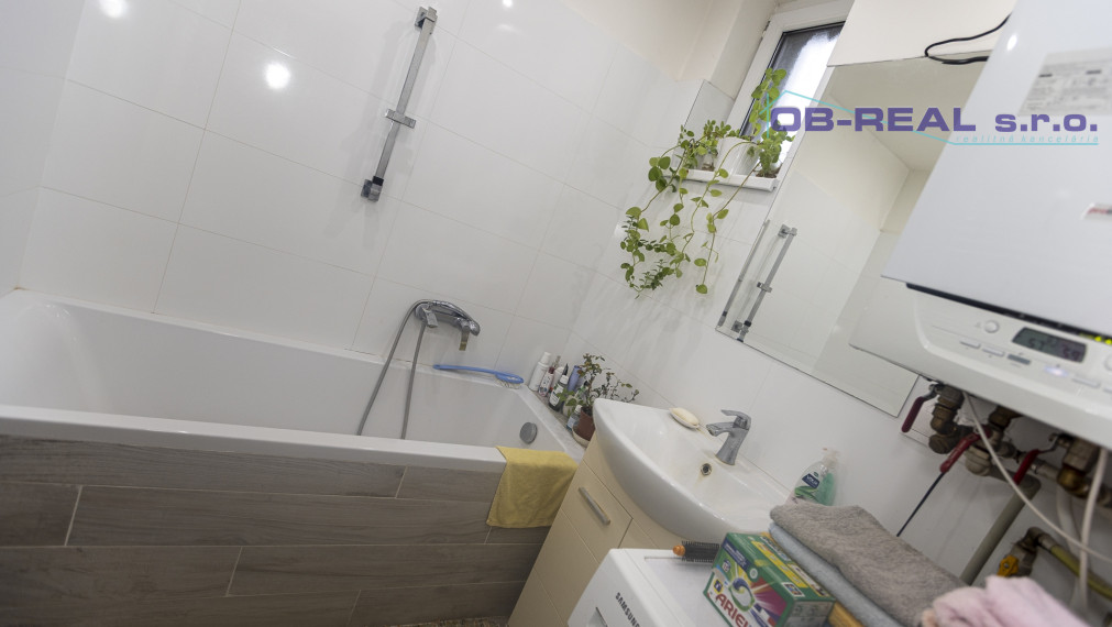 REZERVOVANÉ - Predaj rekonštr. 3izb RD 124m2 Garáž, prístrešok, pozemok 360m2