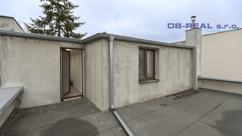 REZERVOVANÉ - Predaj rekonštr. 3izb RD 124m2 Garáž, prístrešok, pozemok 360m2