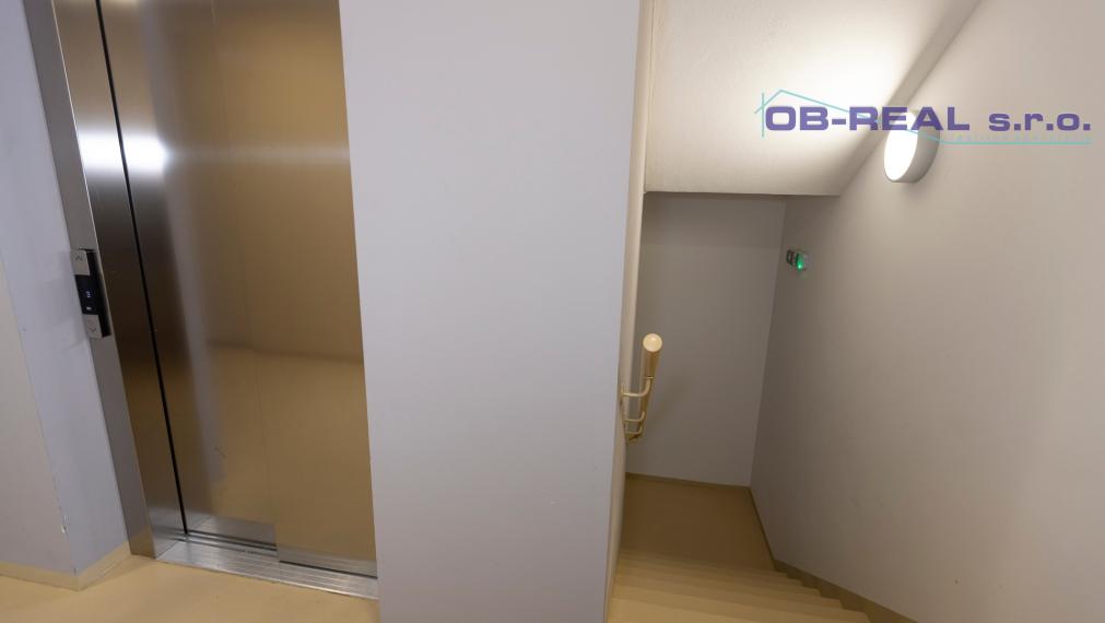 Prenájom novostavby moderného, luxusne zariadeného 2izb bytu s terasou - PARK HOUSE GA