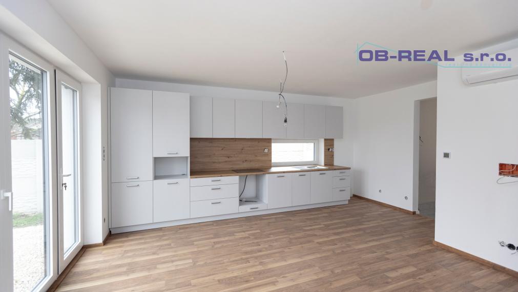Predaj novostavby 4izb RD zastv. 118m2, oplotený pozemok 719m2