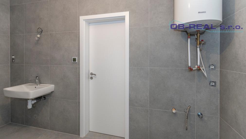 Predaj novostavby 4izb RD zastv. 118m2, oplotený pozemok 719m2