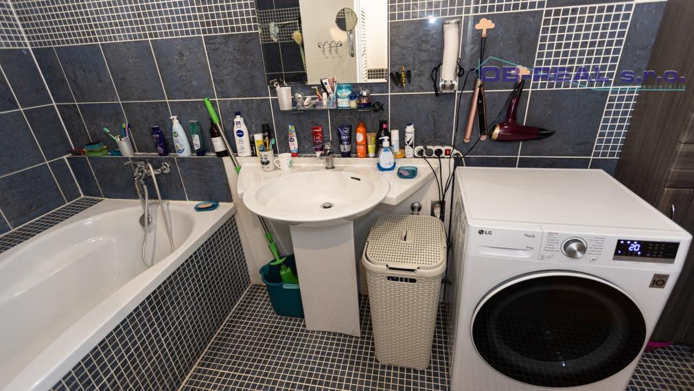 Predaj rekonštr. 3izb bytu 65m2 na 1.z 3.posch. v centre GA