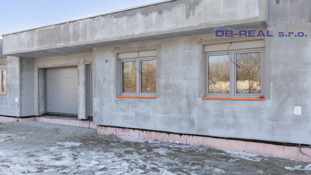 AKCIOVA CENA!!! Exkluzívne ponúkame na predaj novostavby 4izb RD s garážou, v radovej zástavbe v novovybudovanej lokalite v Nebojsi