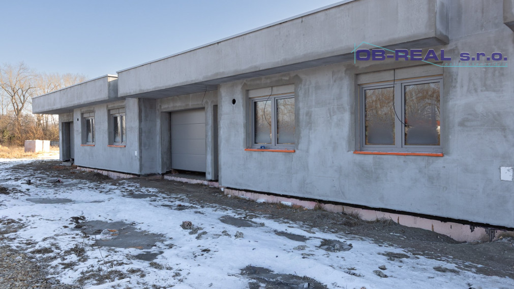 AKCIOVA CENA!!! Exkluzívne ponúkame na predaj novostavby 4izb RD s garážou, v radovej zástavbe v novovybudovanej lokalite v Nebojsi