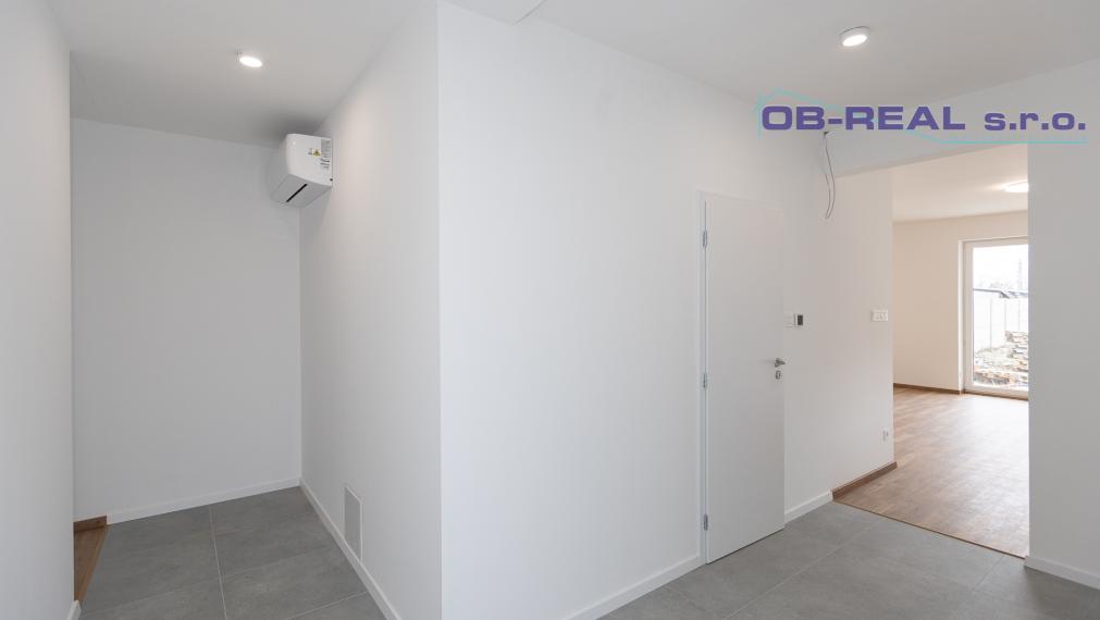 Predaj novostavby 4izb RD 118m2 v štandarde s kuch. linkou, pozemok 719m2