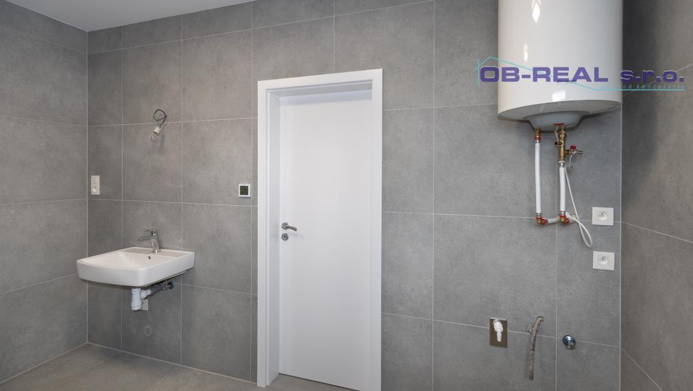 Predaj novostavby 4izb RD 118m2 v štandarde s kuch. linkou, pozemok 719m2