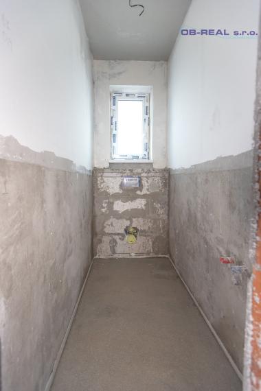 Predaj moderného 4izb holobytu 118m2 v dvojdome v Topoľnici. Pozemok 229m2