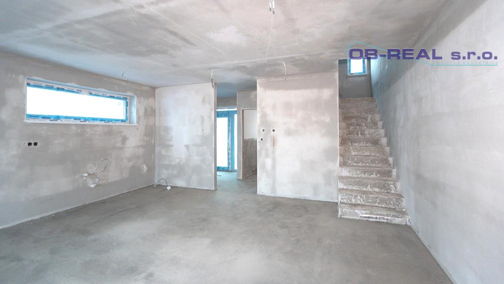 Predaj moderného 4izb holobytu 118m2 v dvojdome v Topoľnici. Pozemok 229m2