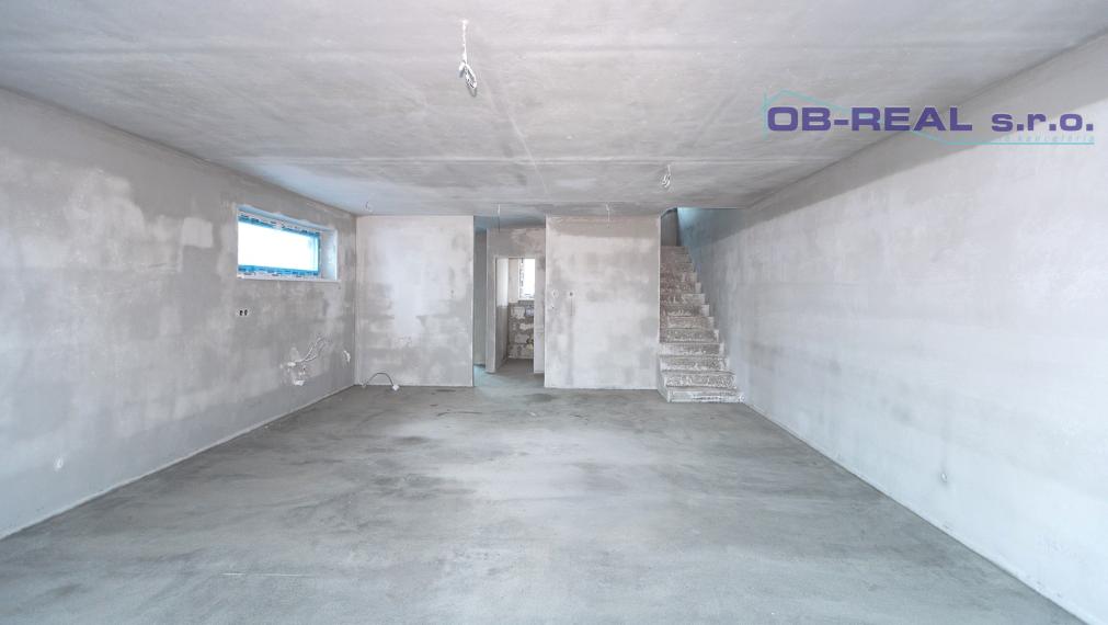 Predaj moderného 4izb holobytu 118m2 v dvojdome v Topoľnici. Pozemok 229m2