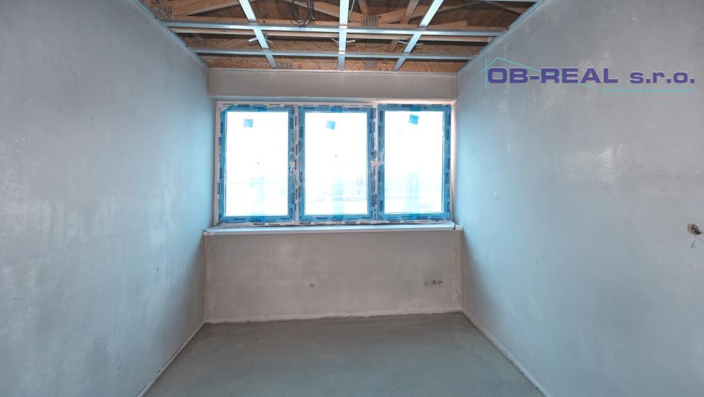 Predaj moderného 4izb holobytu 118m2 v dvojdome v Topoľnici. Pozemok 229m2