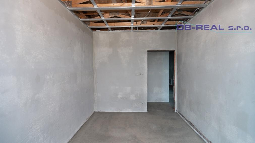 Predaj moderného 4izb holobytu 118m2 v dvojdome v Topoľnici. Pozemok 229m2