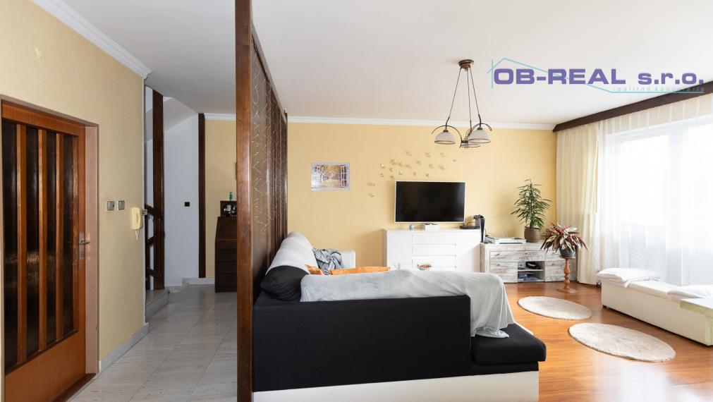 Predaj 5izb RD úžitk. 229m2, pozemok 218m2, dvojgaráž