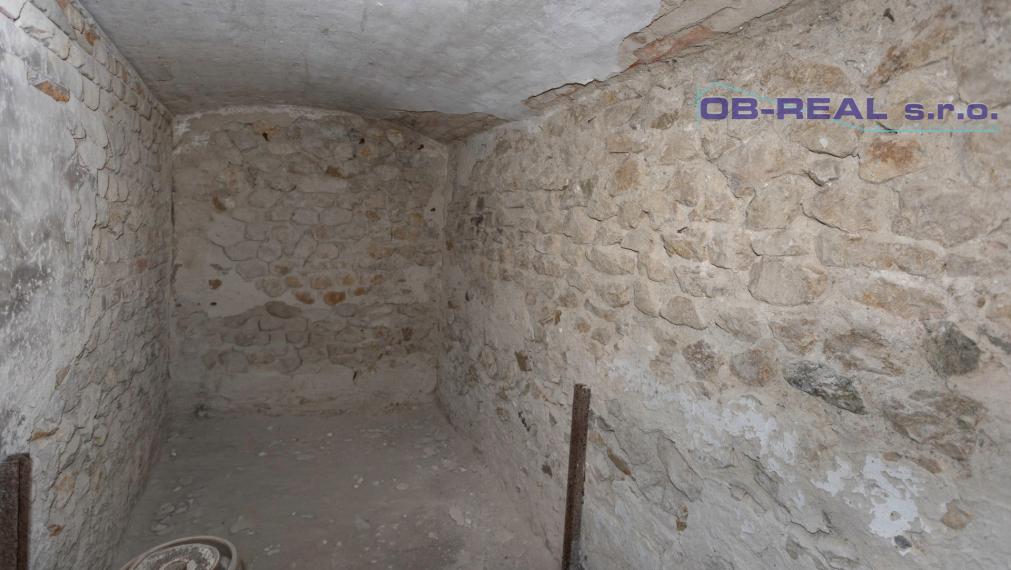 Predaj 2izb RD 83m2 s kuchyňou, kúpeľňou, pivnicou v dobrom stave